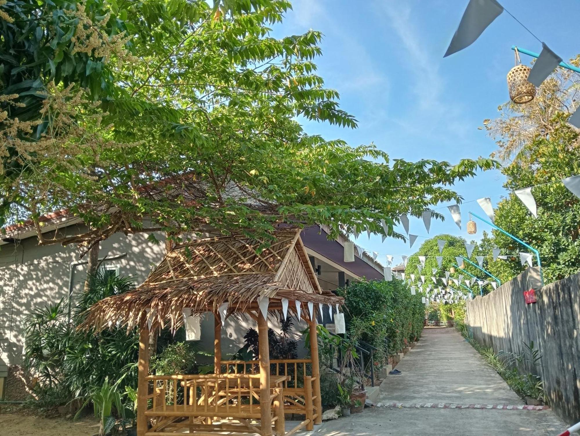 Lanta Beautiful Beach House Ko Lanta Стая снимка